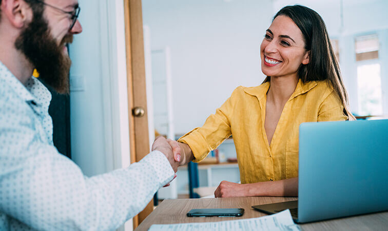 Account_Services_0003_GettyImages-1352105680