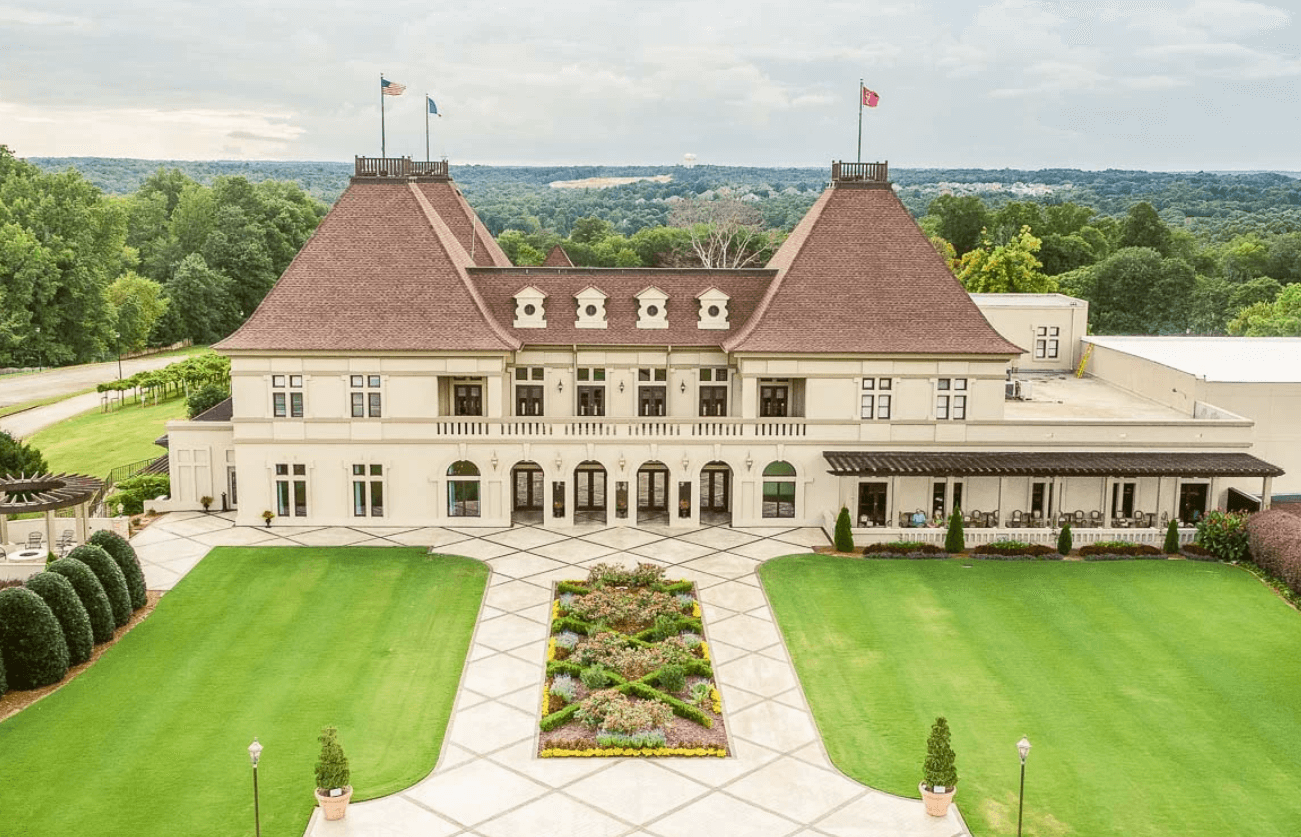 chateau-elan-building